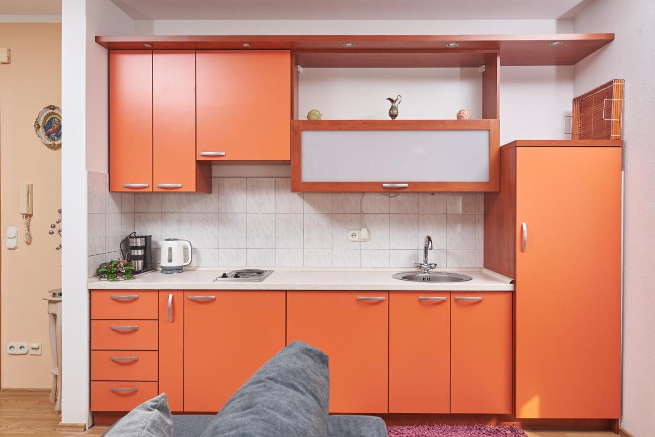 Apartments Lovric With Sea View Kaštela エクステリア 写真